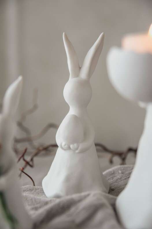 MAJAS COTTAGE - HAREPUS MED EGG