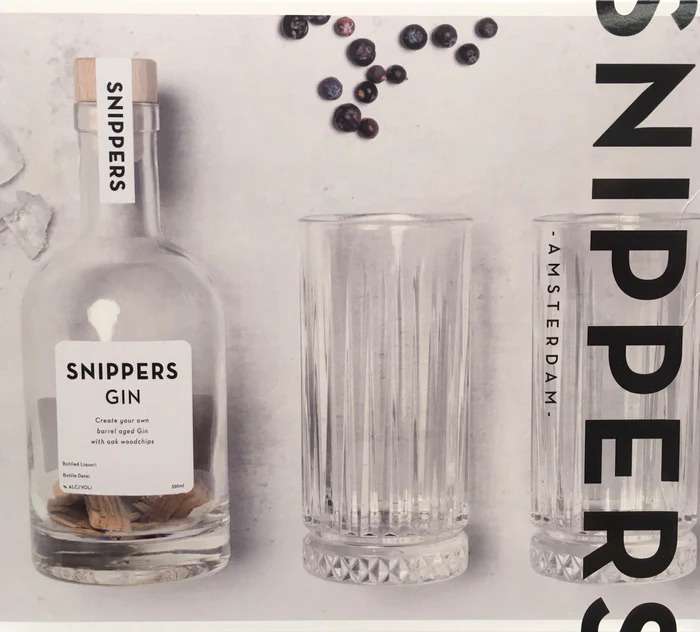 SNIPPERS - GAVEESKE GIN OG GLASS
